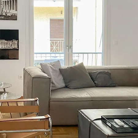 Apartmán Bright And Roomy Apartment, In The Heart Of Atény
